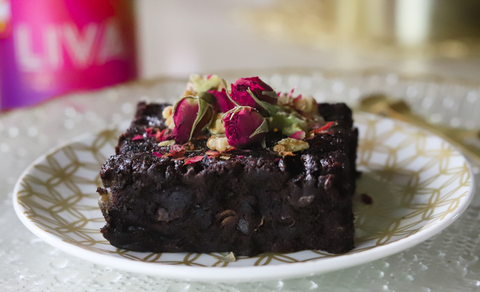 FAMOUS DRAGONS DEN CHOCOLATE FUDGY BROWNIES